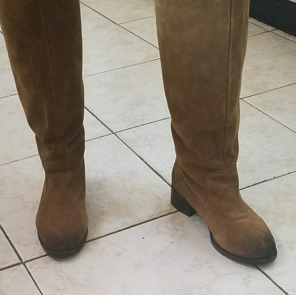 LEATHER Distressed suede boots from URBAN - Picture 4 of 4